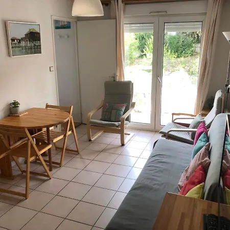 T2 A - Centre-ville, Proche Et Commerces, Avec Parking Et Balcon - Fr-1-319-12 Apartment Arcachon